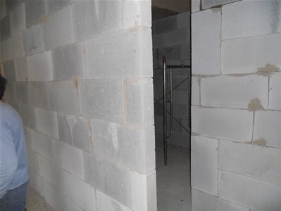 什么是輕質(zhì)磚隔墻